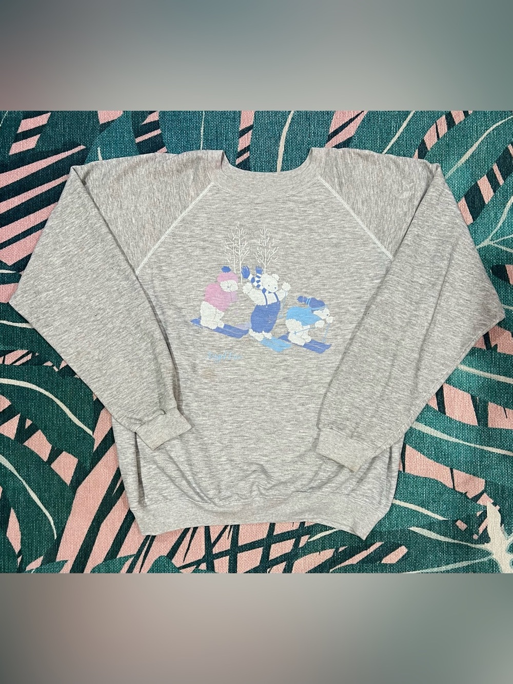 Vintage Hanes Angel Fire Skiing Teddy Bears Crewneck Sweatshirt